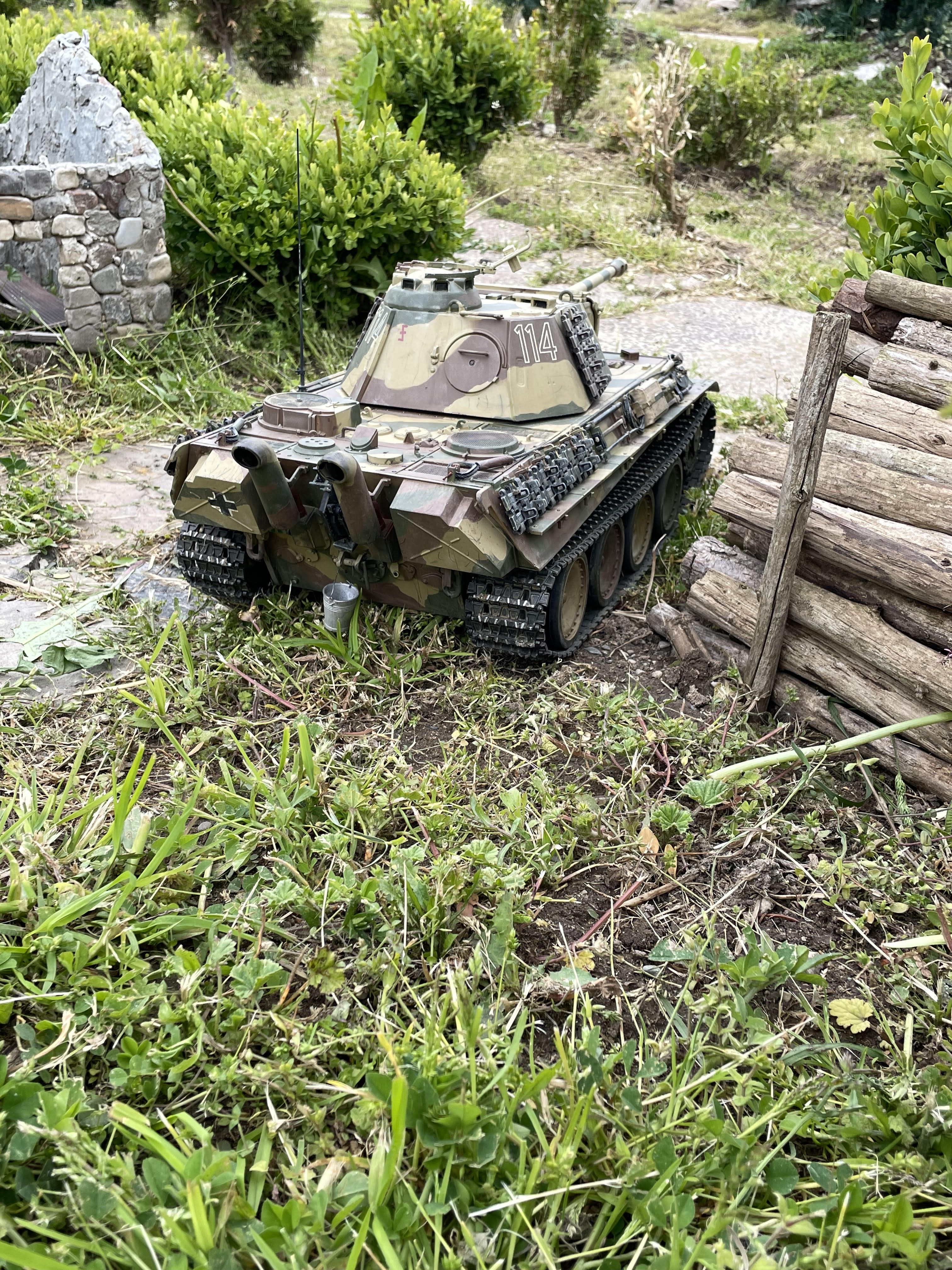 Pa114rear log.jpg