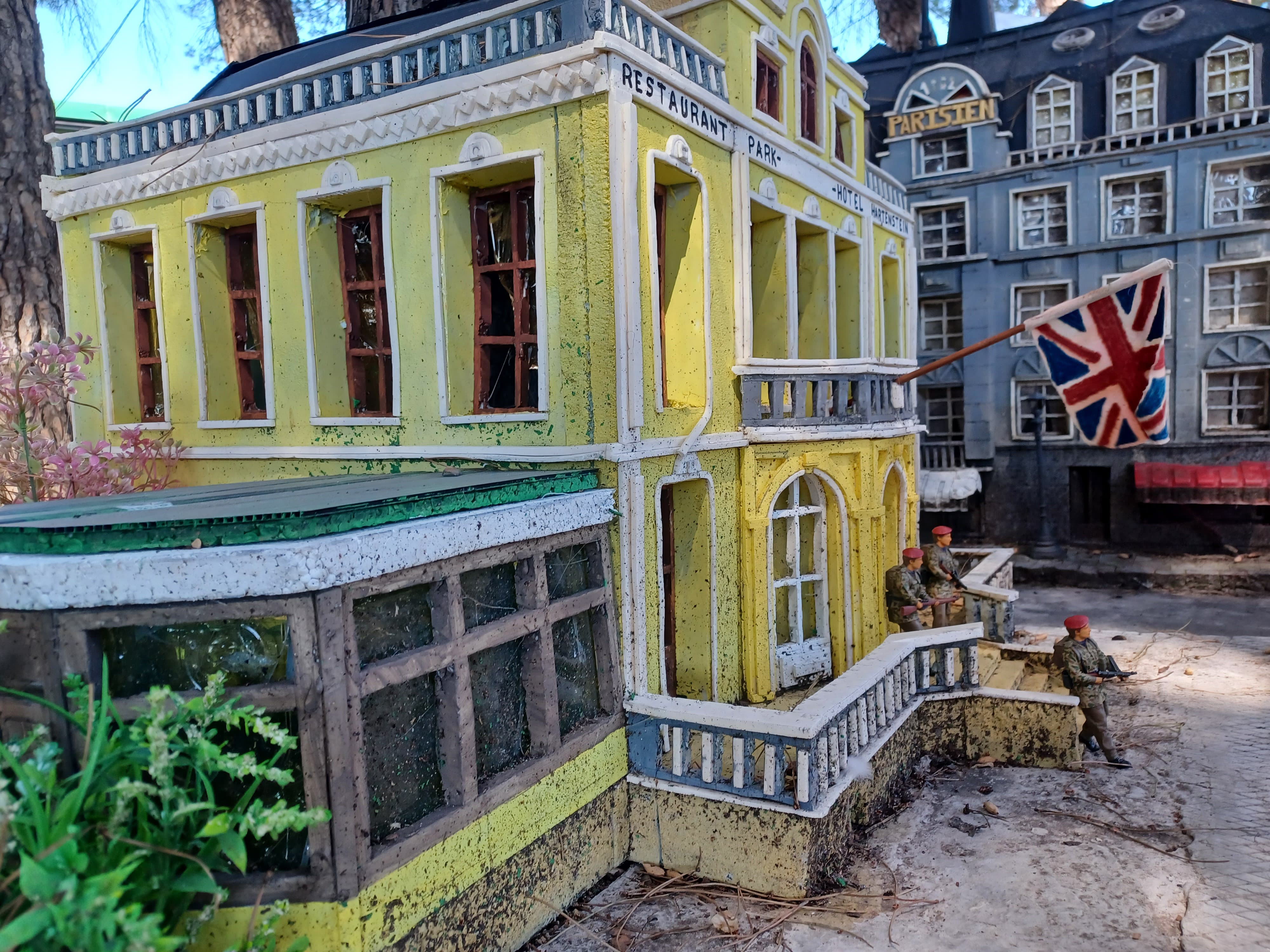 Hotel Hartenstein,  Hotel Parisien