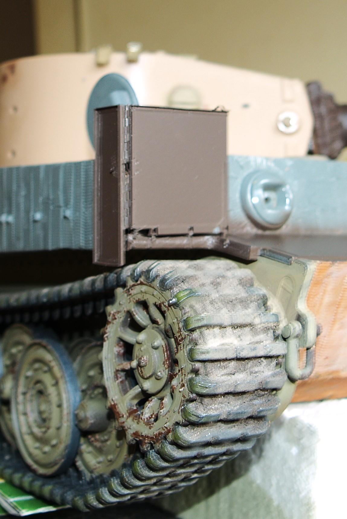 front m guard.JPG