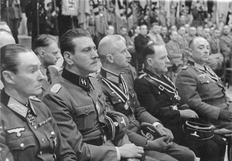Bundesarchiv_Bild_183-J07994,_Berlin,_Skorzeny,_Reinhardt,_Zschirnt,_Körner.jpg