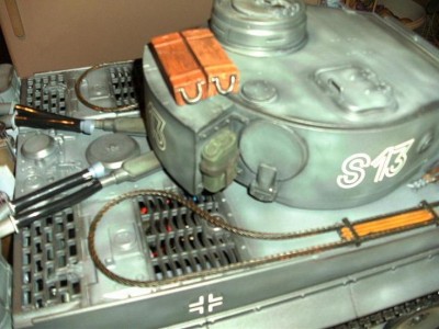 details,fuel cans,light conduit,grenade bracket 010.JPG