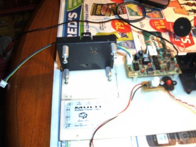 componet tray 004.JPG (95.33 KiB) Viewed 4085 times Here I have added the spacer nuts,these are 3mm threaded completely threw,this creates the lift for air flow.