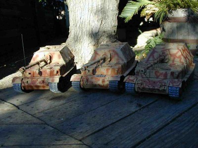 TANQUE provides a pic of his collection at the above link. He should be quite proud of these (hope he does not mind me posting his pic!) This is the largest grouping of Elephants since the transport trains left for the eastern front. Honestly though, I am not a real fan of the graffiti like cammo job on the right tank.