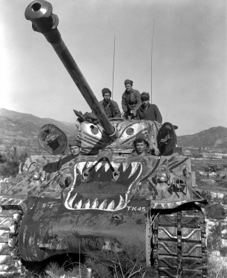 M1tankKoreaHanriver1951.jpg
