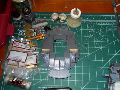 Bottom turret plate