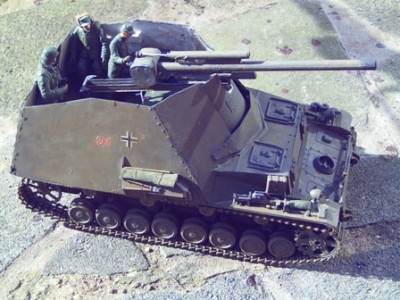 hummel.JPG