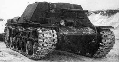 Heavy_Tank_KV-7_Spring_1942.jpg