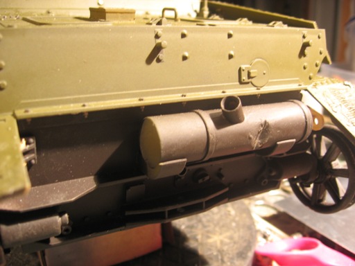 Added bolt detail, stainless bolts and nuts for rear angle iron. 1.5mm heads are nearly scale diameter (from Scale Hardware)