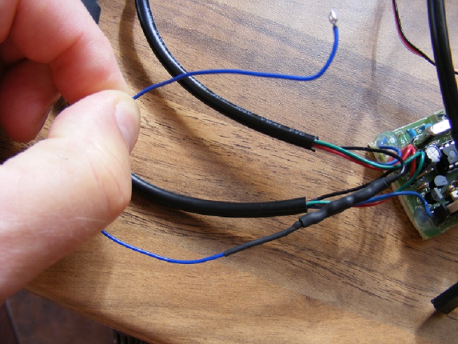 The blue wire !!!!!
