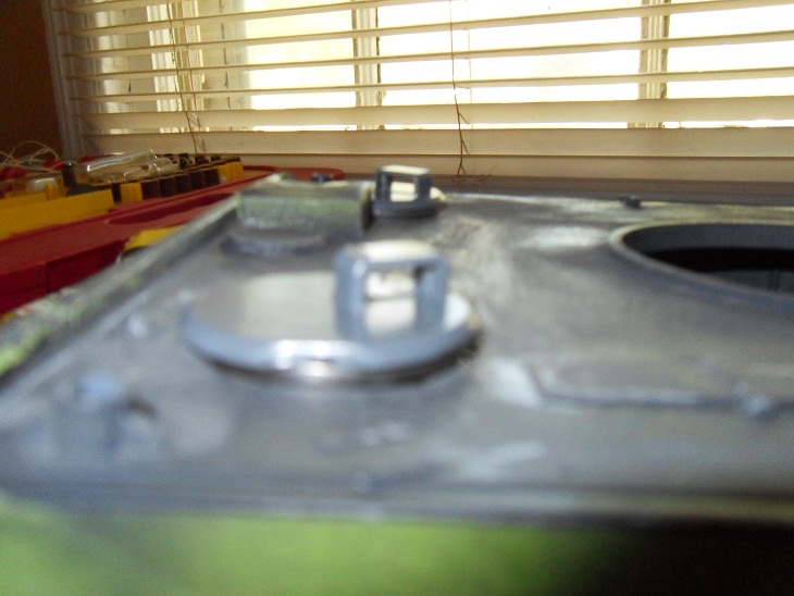 The hatches closed almost a perfect fit,nearly flush.