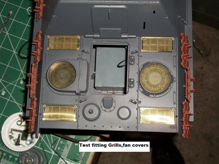 Jagdpanther Griils and Adjusters 038.JPG