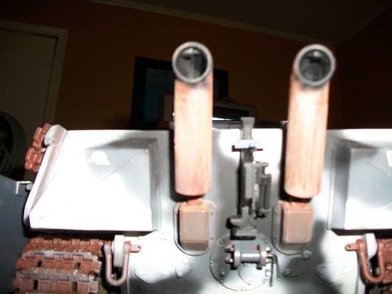 Jagdpanther Tools, racks and jack detail 003.JPG