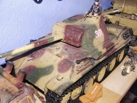 tanks 2 011.jpg