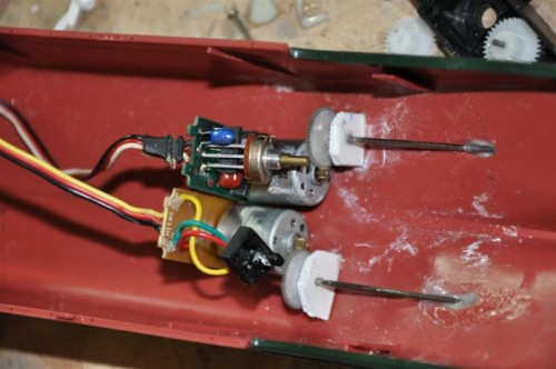Here is how I used mine with a gear reduction using gears from the servo