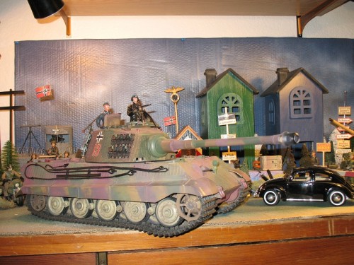 KING TIGER 13 1A.jpg