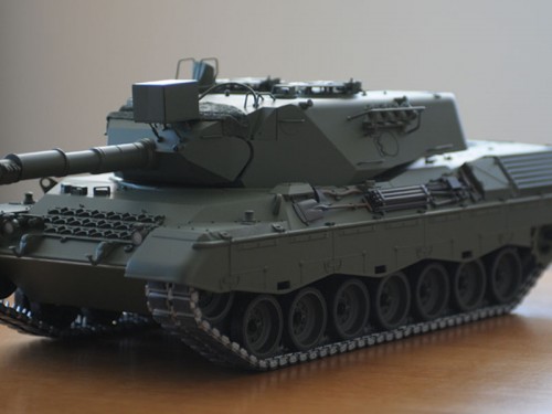 22 leo-left.jpg