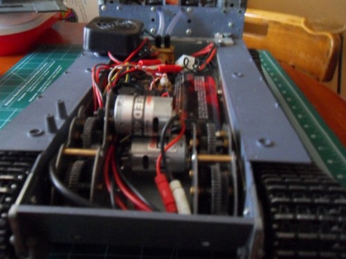 Asiatam Tiger lower hull with 3:1 Asiatam gearboxes w/ Graupner 400 motors
