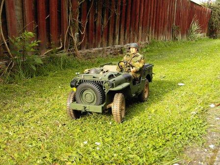 16 jeep 001.jpg
