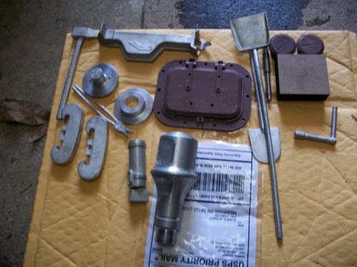 shop and tank parts 011.JPG