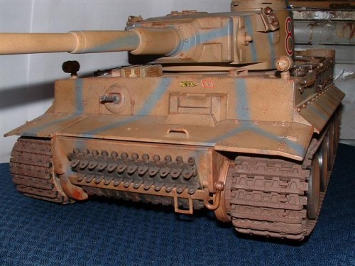 Tiger 1 weathering stage 4 (11) (Small).JPG