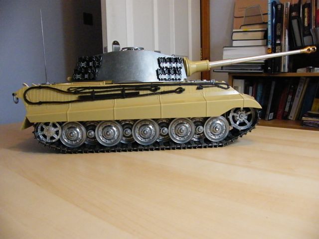 Tiger II Ausf B Build - 31.jpg