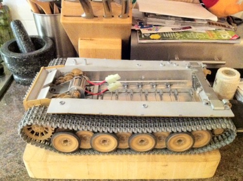Here is the Asiatam hull with fully ball-raced Asiatam wheels and 3:1 ratio gear boxes fitted