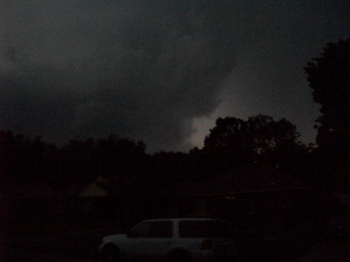 funnle cloud Tornado forming May 2011 011.JPG