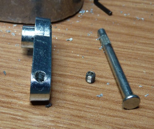 Here is the Suspension Arm with thread, Grub Screw and Stub Axle.