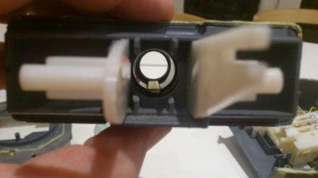 Brass strip inserted at inside bottom of barrel sleeve to stop metal barrel drooping.JPG