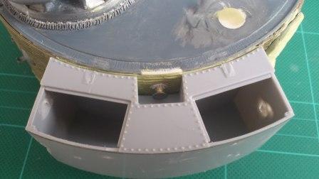 Hachette turret bin attached showing lifting trunnion and zimmerit to turret rear.jpg