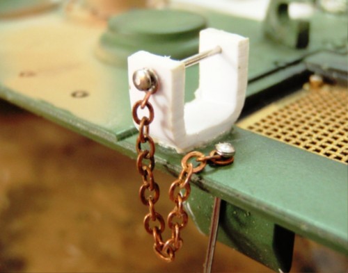 T Cable Pins R.JPG