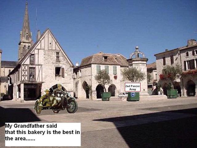 Eymet square.jpeg