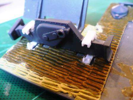 View from above shows jack firmly mounted and awaiting top part of clamps.jpg