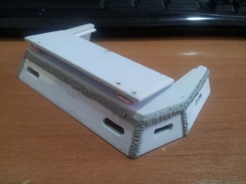 Can be opened to access the lifting mechanism of the gun.