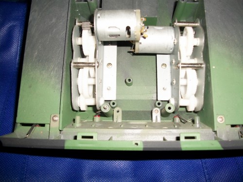 H/L Leopard standard plastic drive
