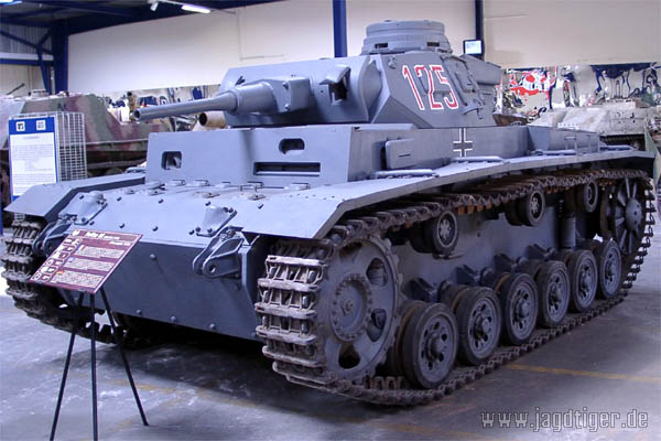 PzIII-07 upgraded ausf.F.jpg