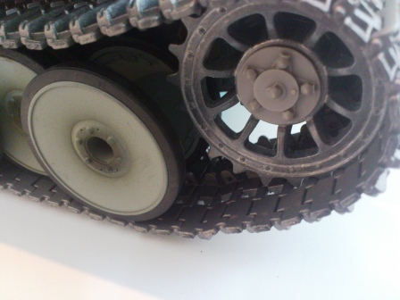 Here is the first station road wheel replaced with the Taigen metal variety - complete with rubber tyre.jpg