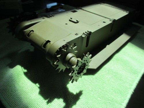 Primered, shadowed and painted hull and sprockets