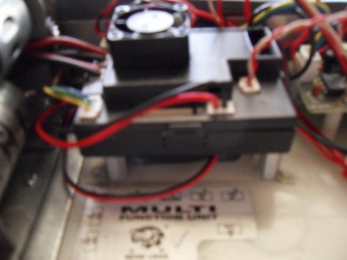 Elevated RX18 unit with dual fans for air flow cooling