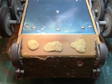 AN early attempt using Milliput zimmerit - the putty was simply pressed on in lumps and spread out using wetted fingers.jpg