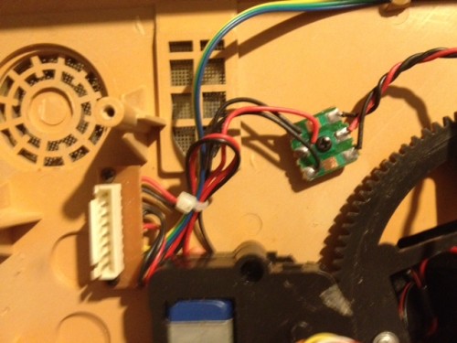 Picture 4 plug and cabling on my hupper hull.jpg