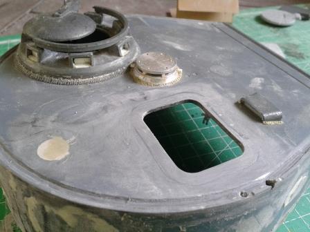 The HL loaders aperture is carefully sanded away.jpg