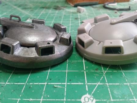 Here you can see how the Hachette periscope apertures are (correctly) both lower and wider.jpg