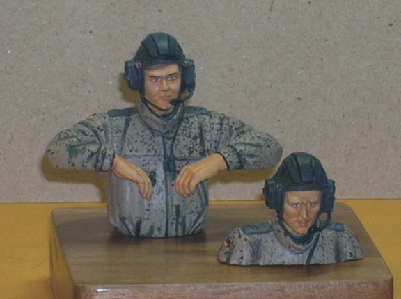 Leo crew 1.jpg