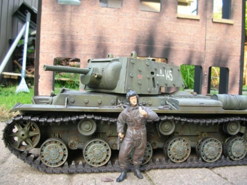 KV-1 outdoors 1.JPG