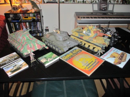 Pershing perched between the King Tiger and the 'Palace'