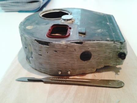 Zimmerit on the right side of the turet after a little battle damage has been added.jpg