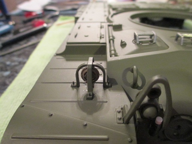 Tamiya siren mounted under the HL guard