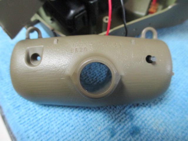 View from the mantlet exterior.   The Tamiya mantlet has cast info and a much better texture.