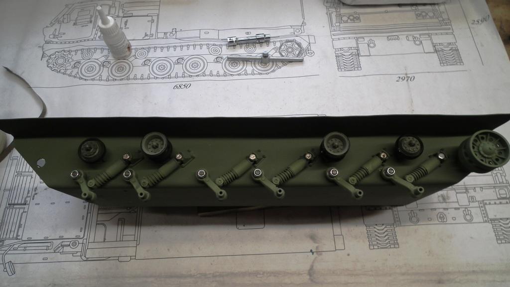 modified M26 return rollers fitted.jpg